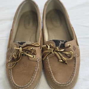 Sperry Tan Leather Moccasins with Gold Laces and Leopard Trim